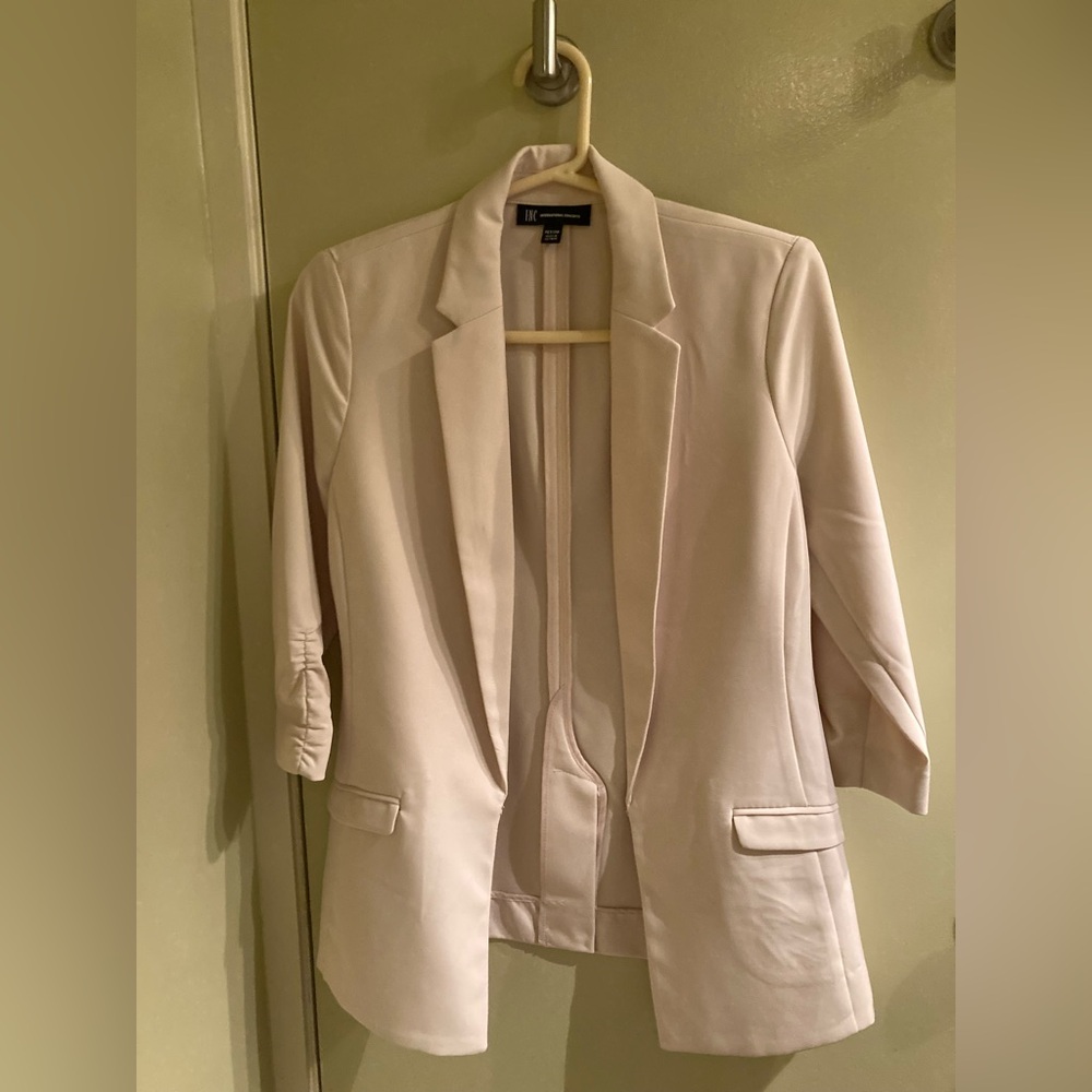 Structured Cream Blazer - Picture 2 of 3